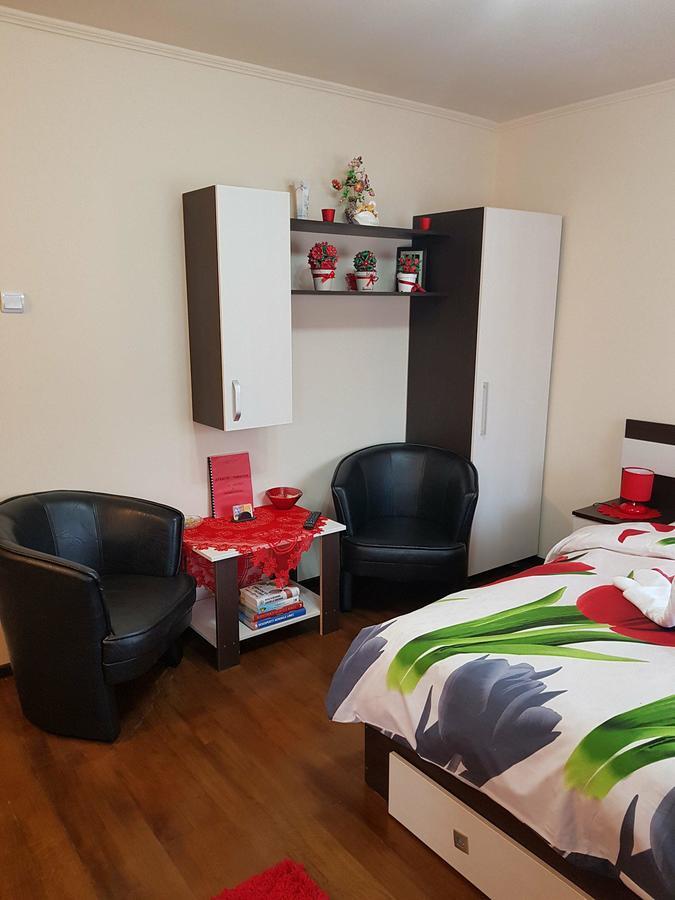 Garsoniera Lorelai Băile Felix Εξωτερικό φωτογραφία
